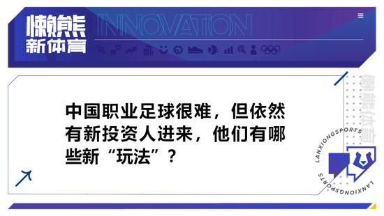 萨拉赫在北京时间今天凌晨于伦敦举行的颁奖典礼上获此殊荣，他在球迷投票中名列榜首。